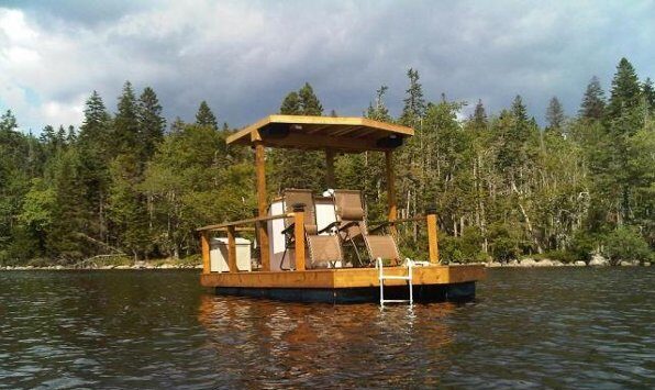 barco-ponton-electrico-sostenible-para-navegar-por-lagos-sin-emisiones-ni-ruidos-y-sin-gasto-economico-9780841