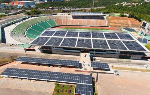 estadio-futbol-pituac3a7u-instala-energia-solar-fotovoltaica-conectada-a-red-7420654