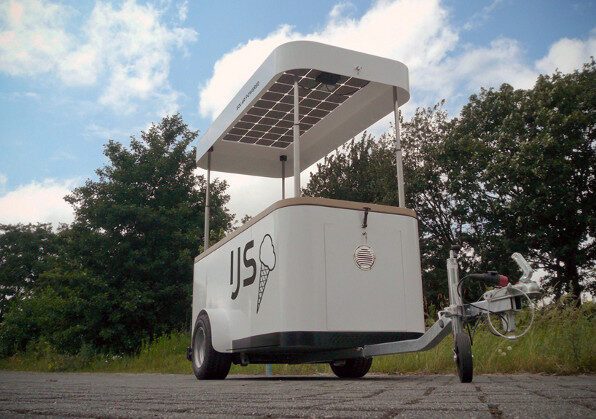 carrito-de-helados-sostenible-alimentado-con-energia-solar-disec3b1ado-por-springtime-9987923
